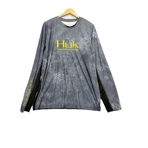 Huk Fishing Shirt Men's XL Gray‎ Performance Camo Spellout Long Sleeve Pullover